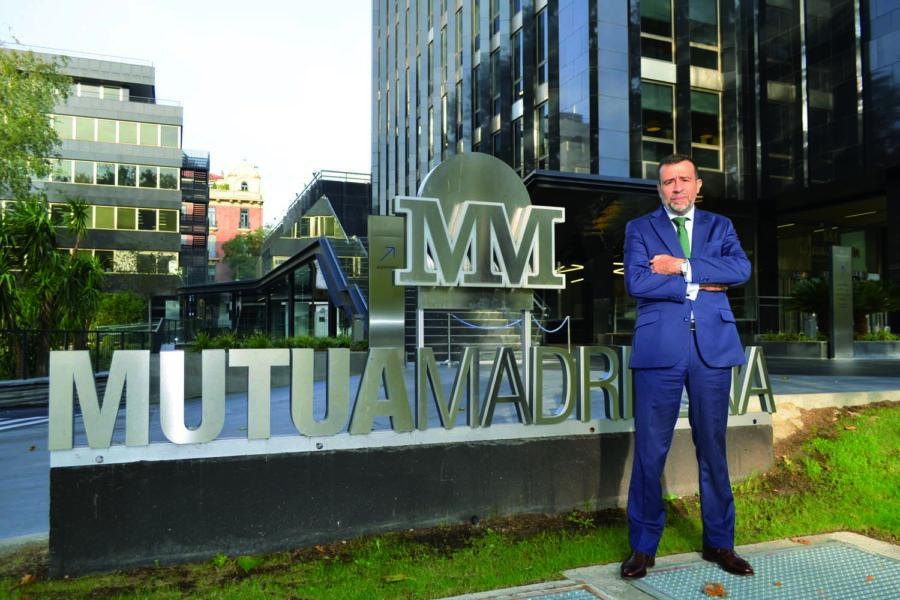 El director de Seguridad Corporativa de Mutua Madrileña en las instalaciones de la compañía.