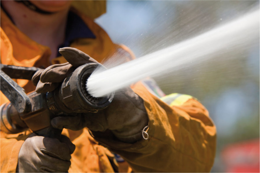 Protección contra incendios. Lanza de manguera con caudal.