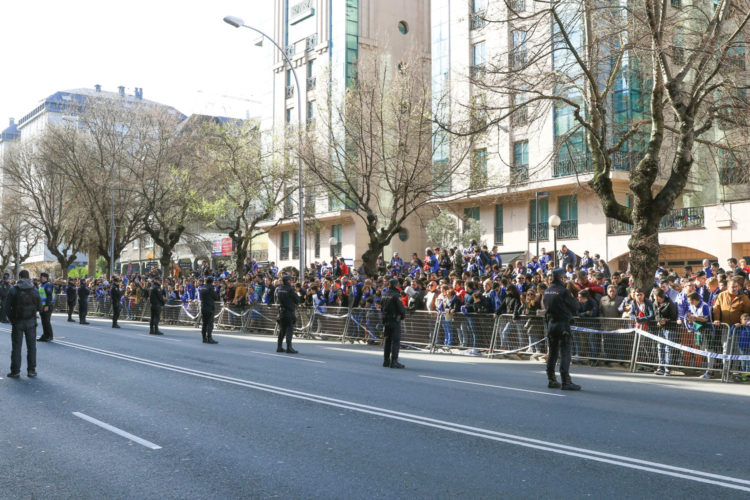 Seguridad futbolística.