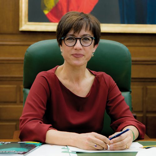 María Gámez, directora de la Guardia Civil.