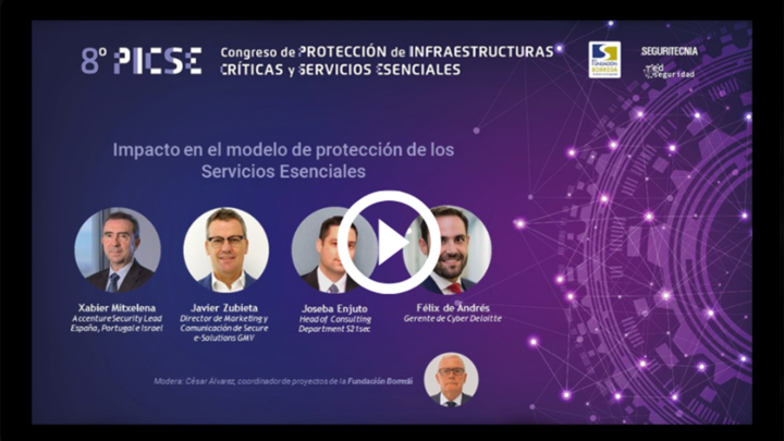 Xabier Mitxelena, de Accenture Security; Javier Zubieta, de GMV; Joseba Enjuto, de S21sec; Félix de Andrés, de Deloitte; moderados por César Álvarez, coordinador de proyectos de la Fundación Borredá.