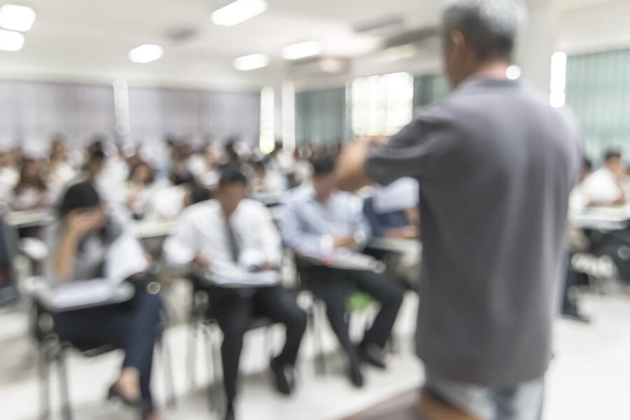 Formación a profesionales de la seguridad privada.