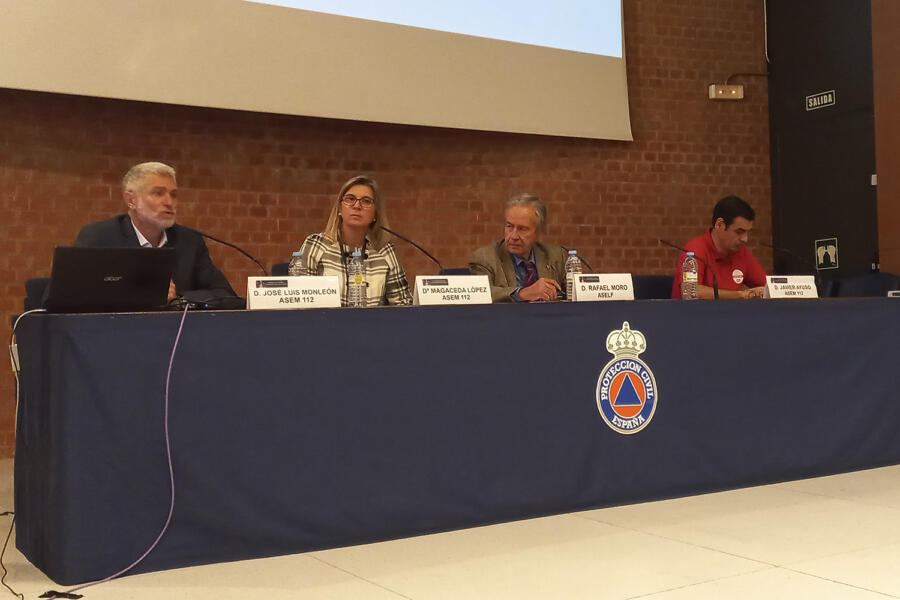 Mesa sobre Emergencias 112 en las jornadas de ASELF.