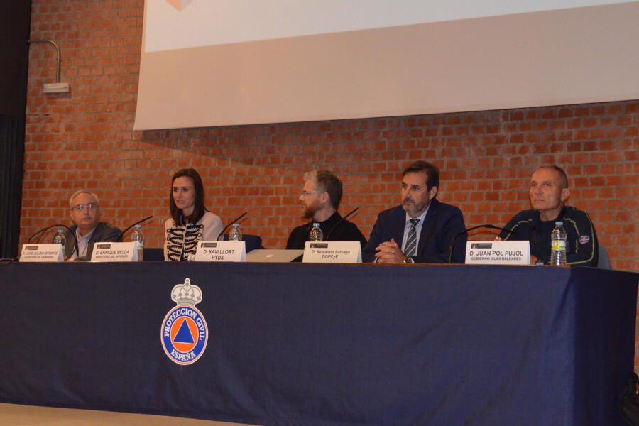 Panel tecnología y comunicación evento emergencias y sistemas de alertas a la población de ASELF