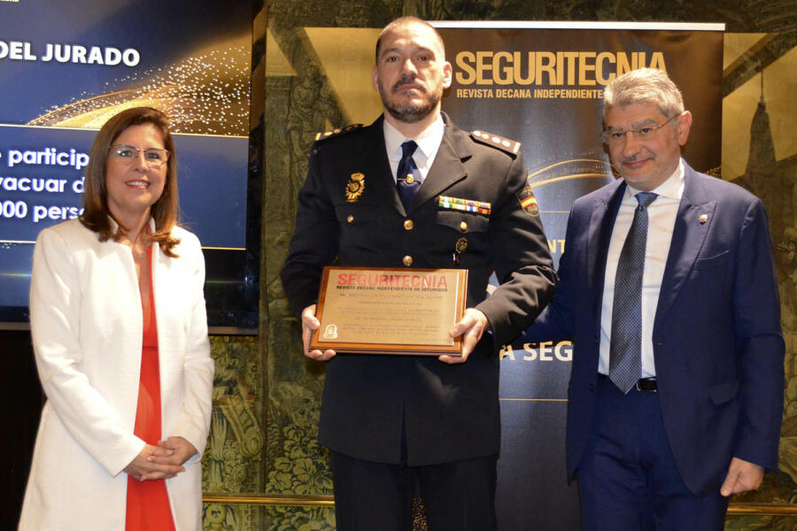 Premio a los GEO en los 35º Trofeos Internacionales de la Seguridad.