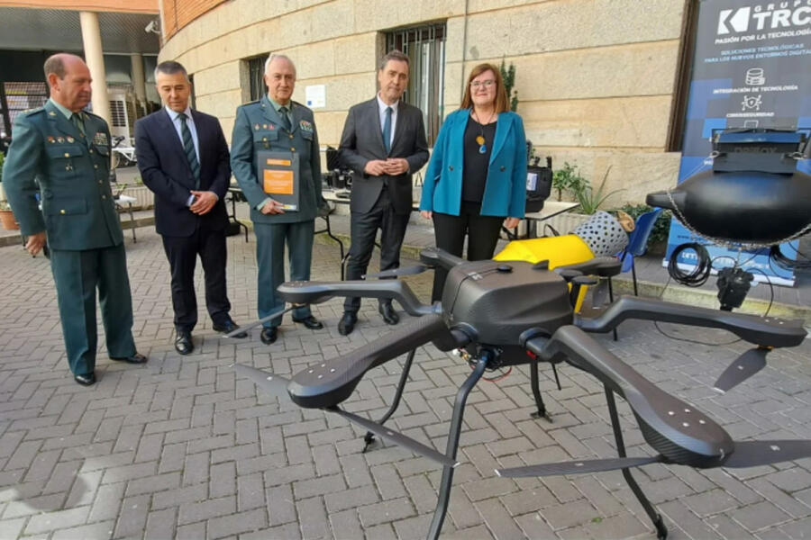 La Guardia Civil recibe de manos del Centro para el Desarrollo Tecnológico y la Innovación (CDTI), una revolucionaria solución tecnológica para la seguridad en el medio rural