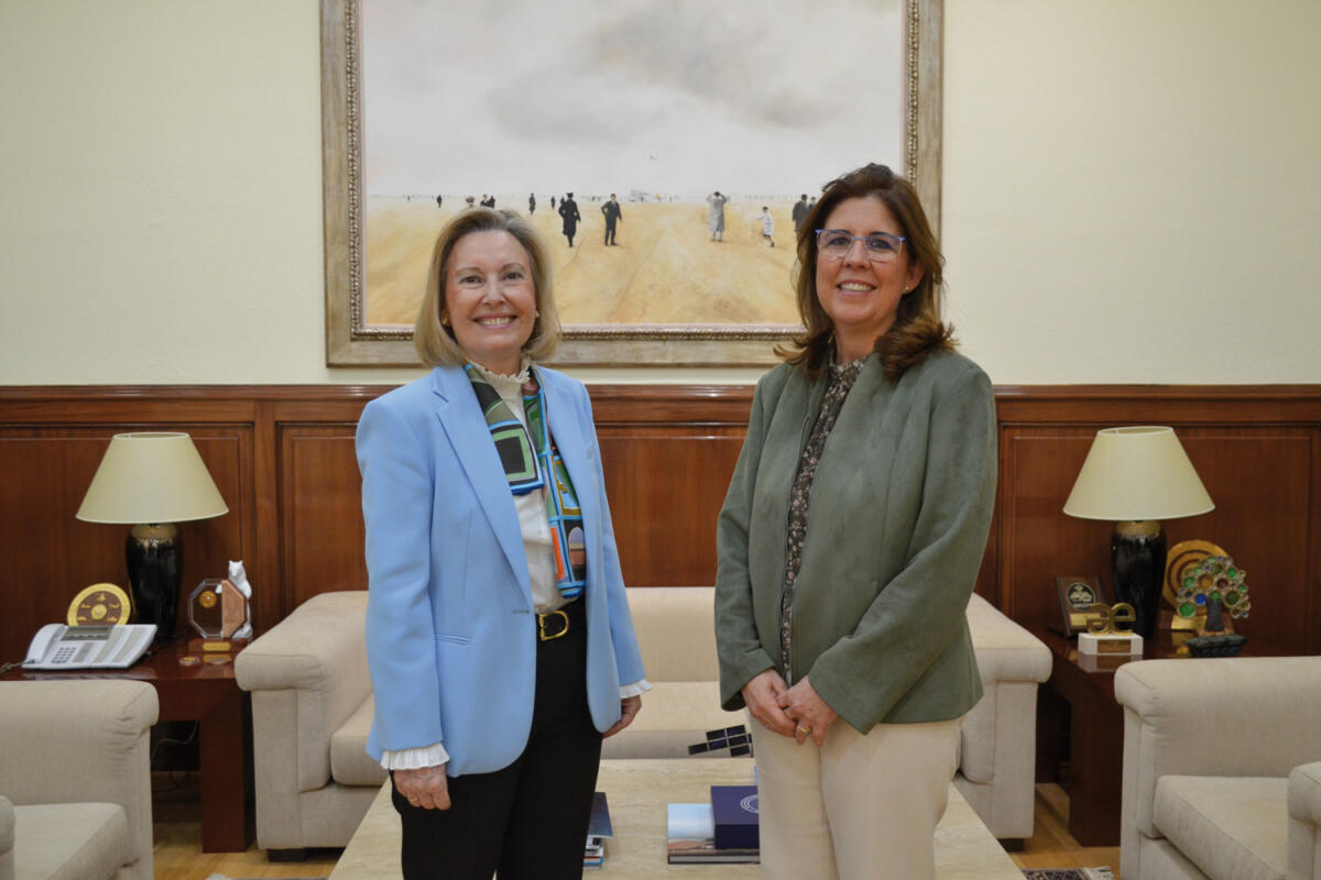 Amparo Valcarce y Ana Borredá
