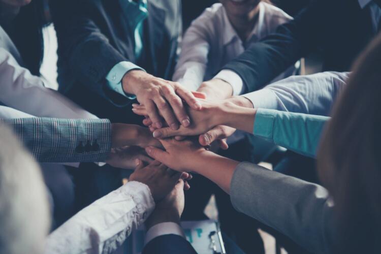 Unidad, acuerdo, trabajo en equipo