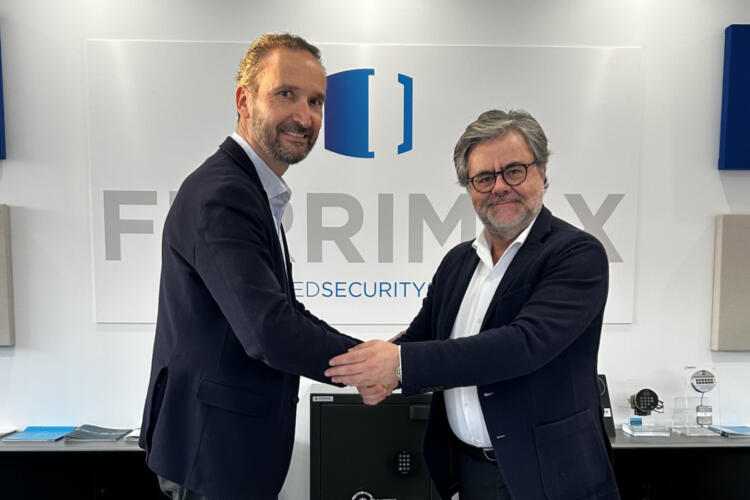 Acuerdo entre Ferrimax y Miriad Global